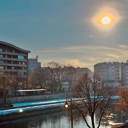 Apartment By The River Ni Extérieur photo