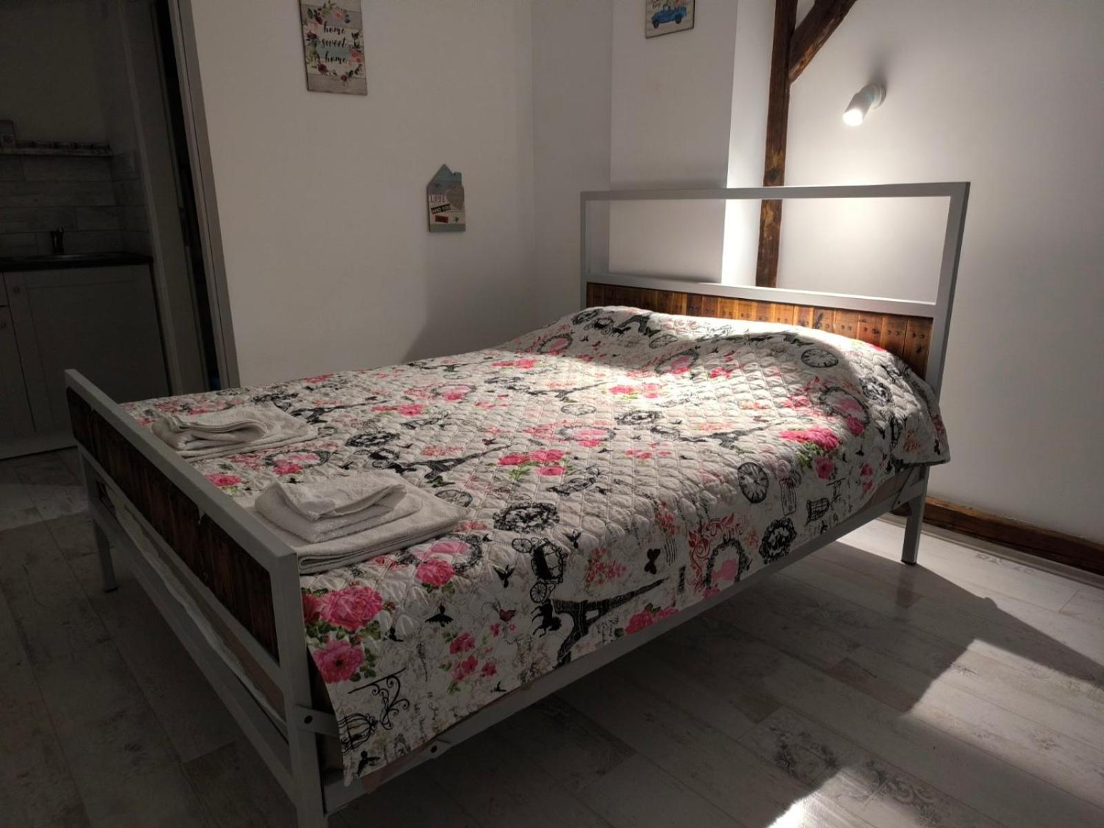Apartment By The River Ni Extérieur photo