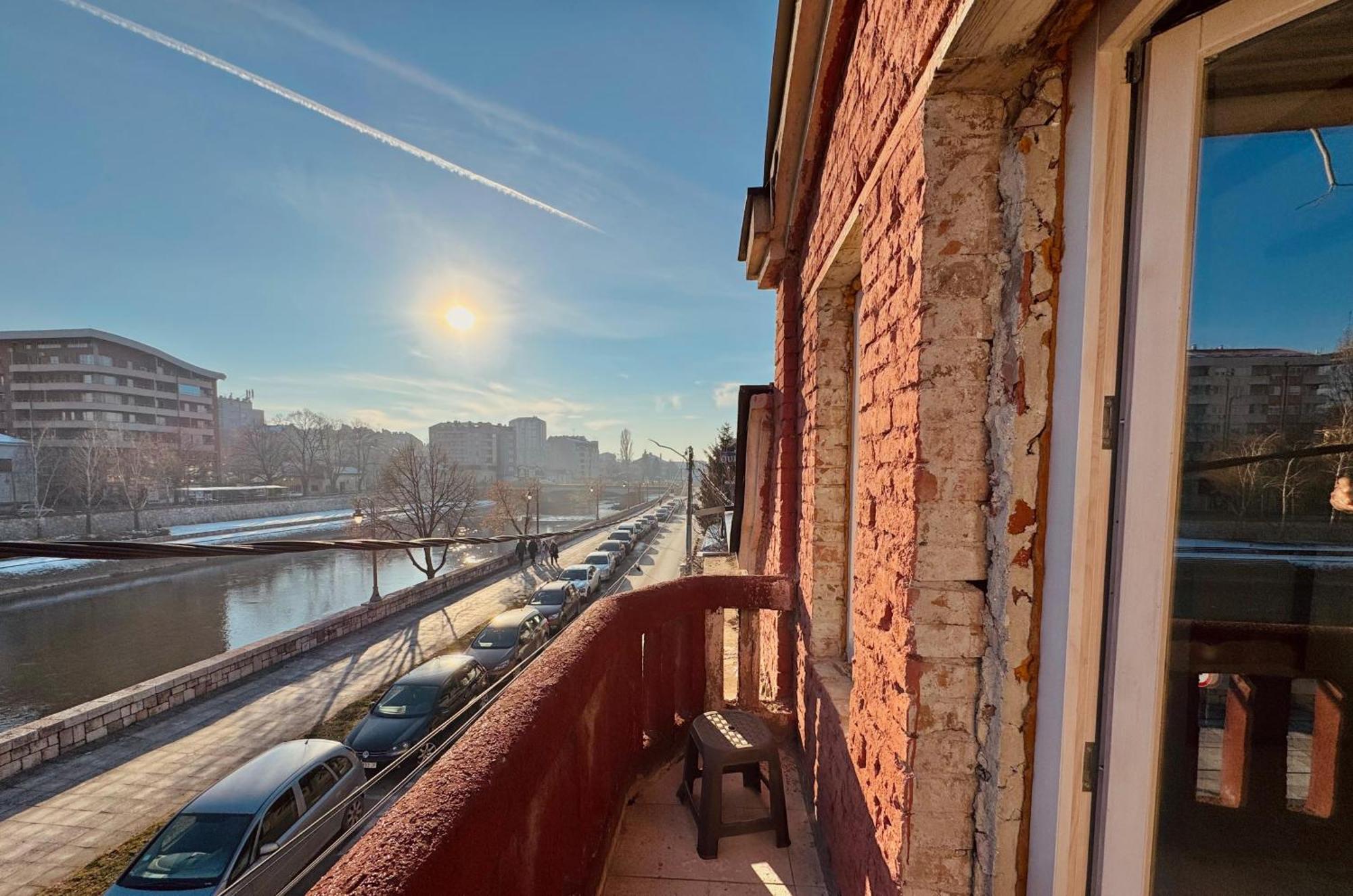 Apartment By The River Ni Extérieur photo