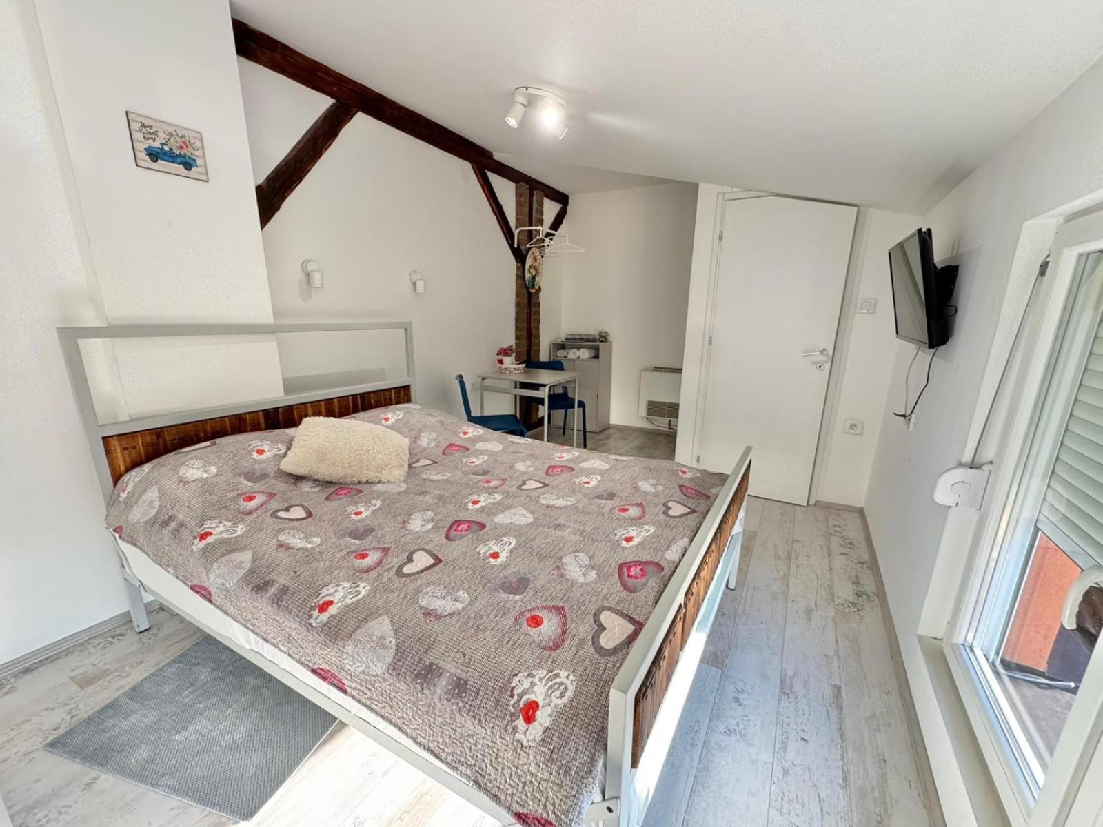 Apartment By The River Ni Extérieur photo
