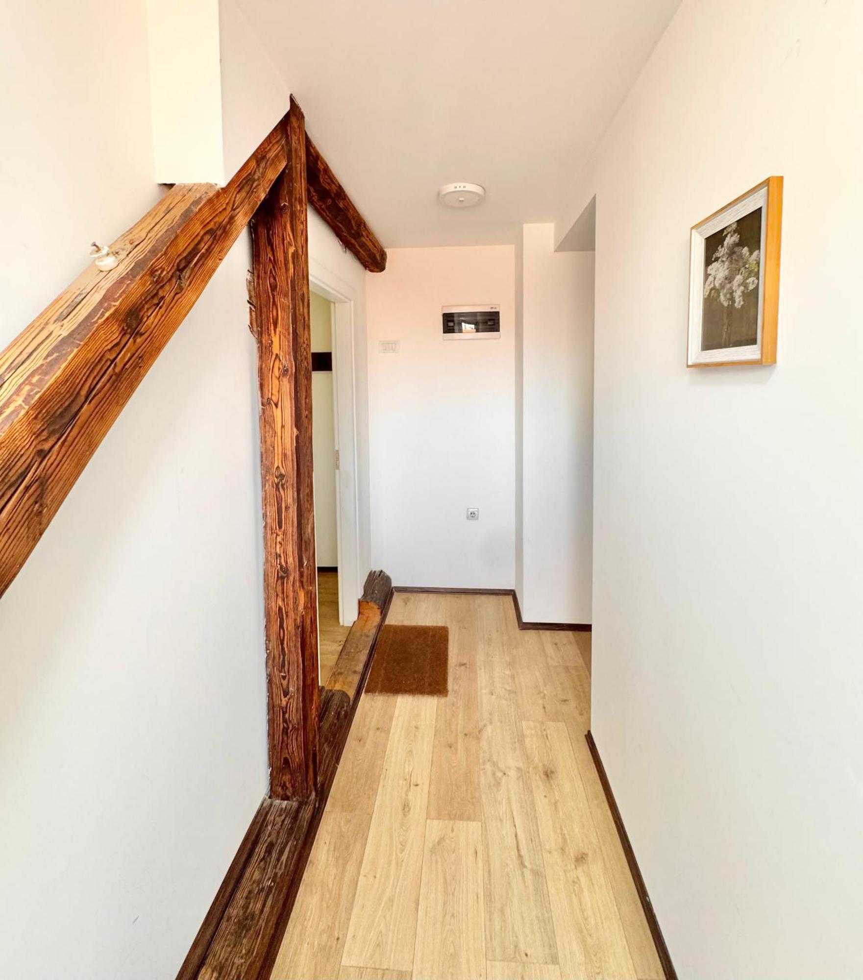 Apartment By The River Ni Extérieur photo