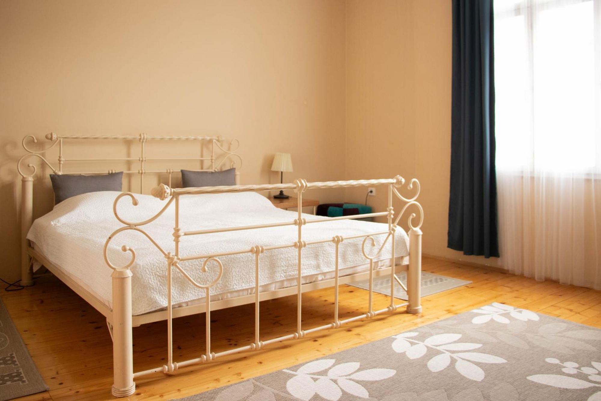 Apartment By The River Ni Extérieur photo