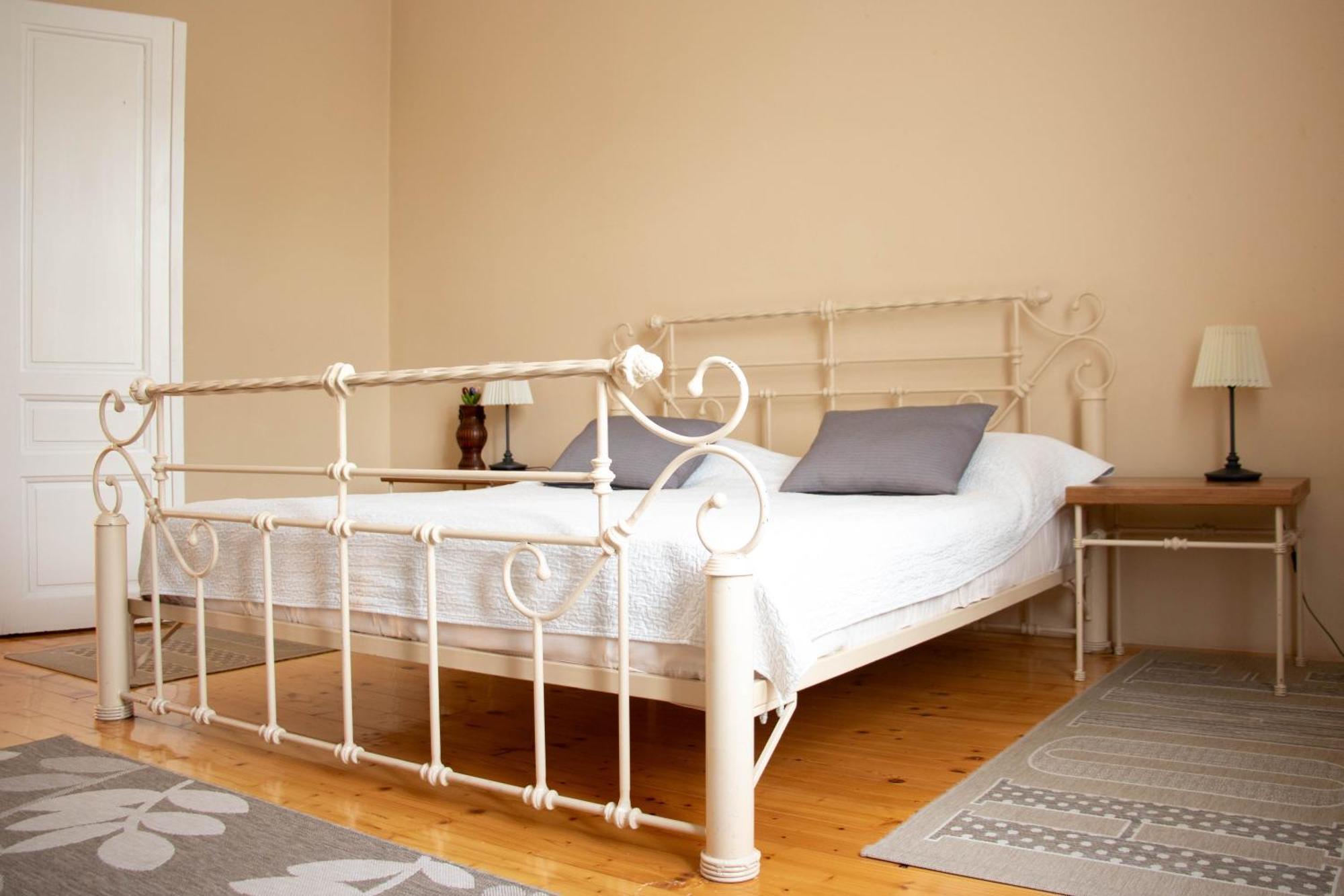Apartment By The River Ni Extérieur photo