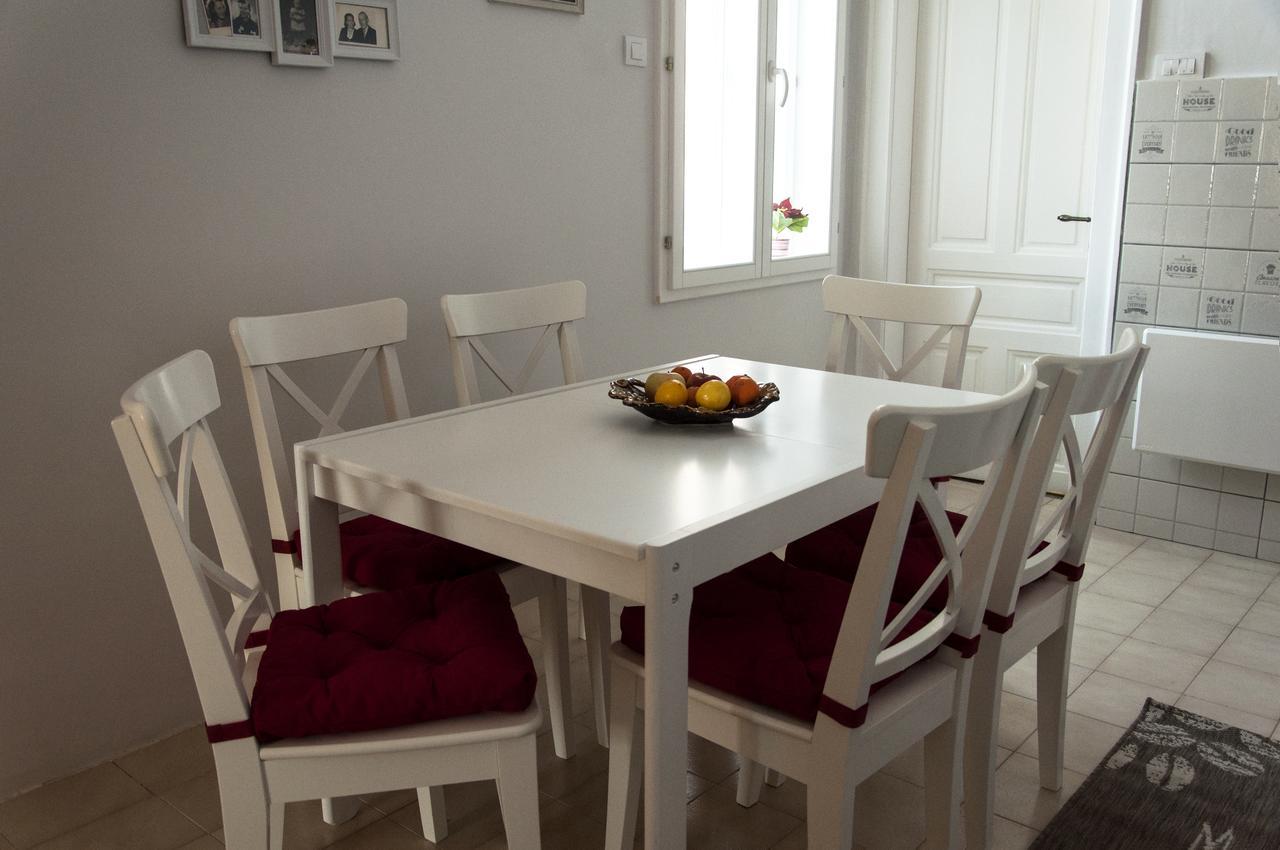 Apartment By The River Ni Extérieur photo