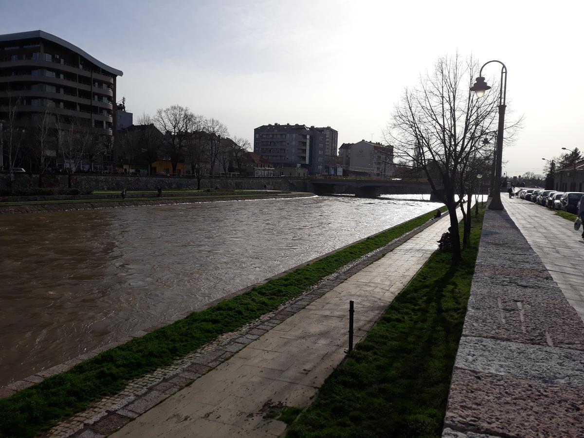 Apartment By The River Ni Extérieur photo